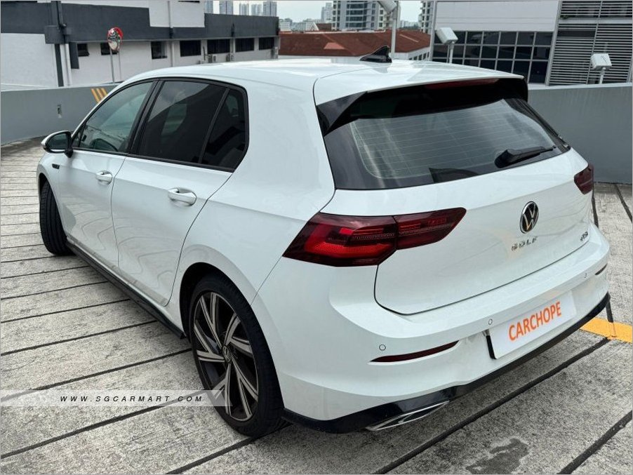 Volkswagen Golf Mild Hybrid 1.5A eTSI DSG R-Line
