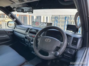 Toyota Hiace 3.0M