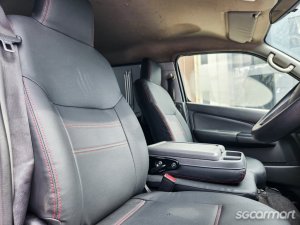 Nissan NV350 2.5A (New 5-yr COE)