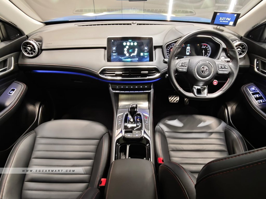 MG HS 1.5A Turbo Panoramic Roof