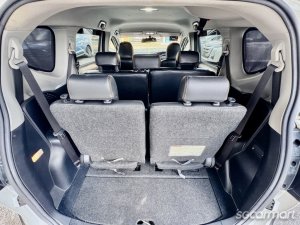 Toyota Sienta 1.5A G