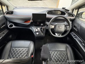 Toyota Sienta 1.5A G