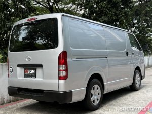Toyota Hiace 3.0M DX