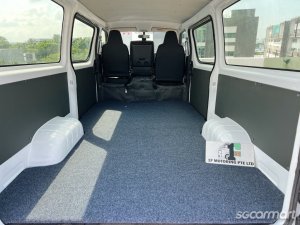 Toyota Hiace 2.8A DX