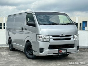 Toyota Hiace 3.0M