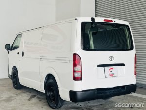 Toyota Hiace 3.0M