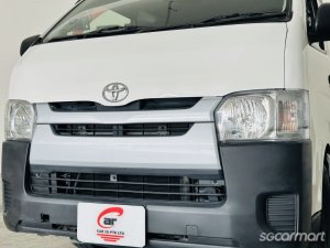 Toyota Hiace 3.0M