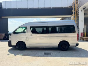 Toyota Hiace Commuter 3.0A GL High Roof (COE till 07/2030)