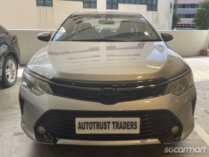 Toyota Camry 2.0A (New 10-yr COE)