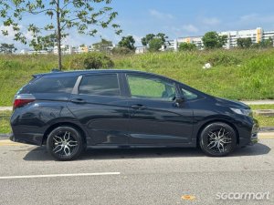 Honda Shuttle 1.5A G Honda Sensing