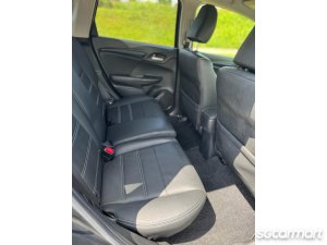 Honda Shuttle 1.5A G Honda Sensing