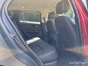 Jaguar F-PACE 2.0A Prestige