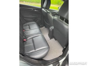 Honda Jazz 1.5A RS (New 5-yr COE)
