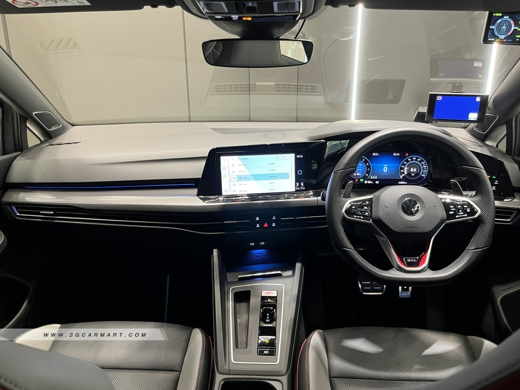 Volkswagen Golf GTI 5DR