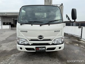 Hino Dutro 2.8M