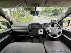 Toyota Hiace 2.0A DX