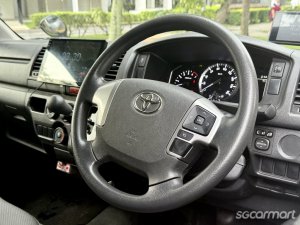 Toyota Hiace 2.0A DX