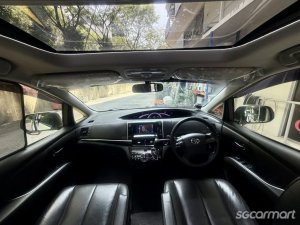 Toyota Estima 2.4A Aeras