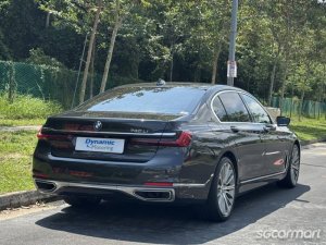 BMW 7 Series 740Li Sunroof