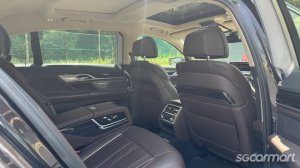 BMW 7 Series 740Li Sunroof