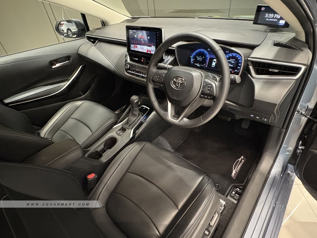 Toyota Corolla Altis 1.6A Elegance