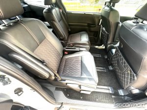 Toyota Noah Hybrid 1.8A S-Z
