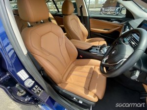 BMW 5 Series 520i