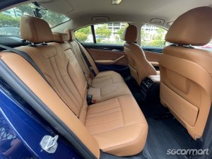 BMW 5 Series 520i