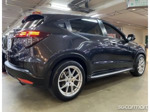 Honda Vezel Hybrid 1.5A X Honda Sensing