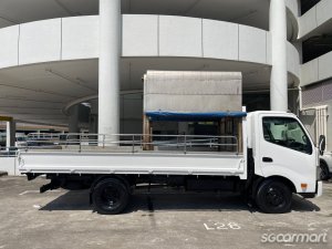 Hino XZU710R (New 5-yr COE)