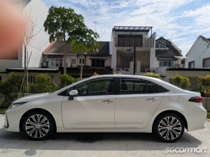 Toyota Corolla Altis 1.6A Elegance
