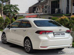 Toyota Corolla Altis 1.6A Elegance