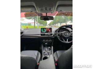 Mazda 3 1.5A Deluxe Sunroof