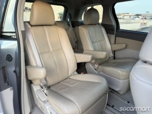 Toyota Previa 2.4A (COE till 04/2032)