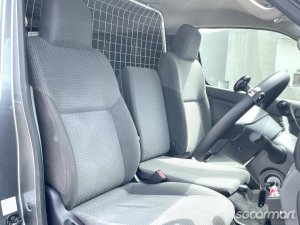 Nissan NV350 2.5A