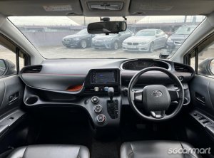Toyota Sienta 1.5A X