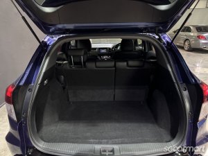 Honda Vezel Hybrid 1.5A RS