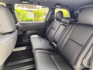Toyota Estima 2.4A Aeras 8-Seater