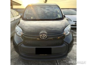 Toyota Sienta Hybrid 1.5A X-thumbnail