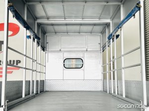 Mitsubishi Fuso Canter FEB21