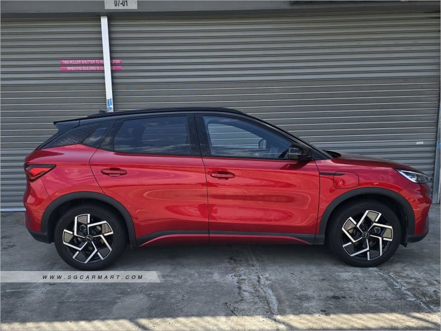 BYD Atto 3 Electric Sunroof