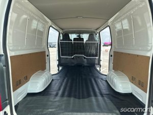Toyota Hiace 2.8A
