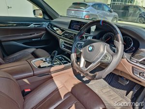 BMW 7 Series 730i M-Sport Sunroof