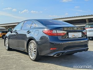 Lexus ES250 Sunroof