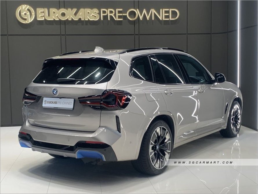 BMW iX3 Electric Inspiring Sunroof