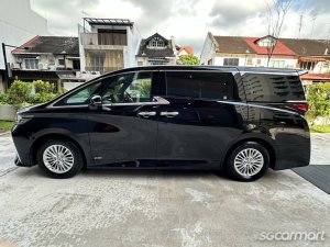Toyota Alphard Hybrid 2.5A Elegance