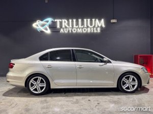 Volkswagen Jetta 1.4A TSI Sunroof