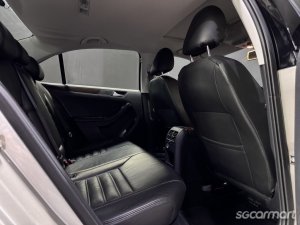 Volkswagen Jetta 1.4A TSI Sunroof