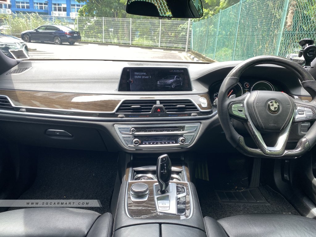 BMW 7 Series 740Li Luxury Sunroof (New 10-yr COE)