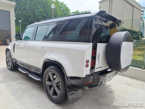 Land Rover Defender 110 Plug-in Hybrid 2.0A X-Dynamic HSE
